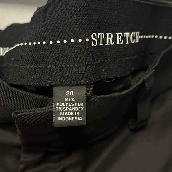 ALFANI Shorts - Picture 2 of 3